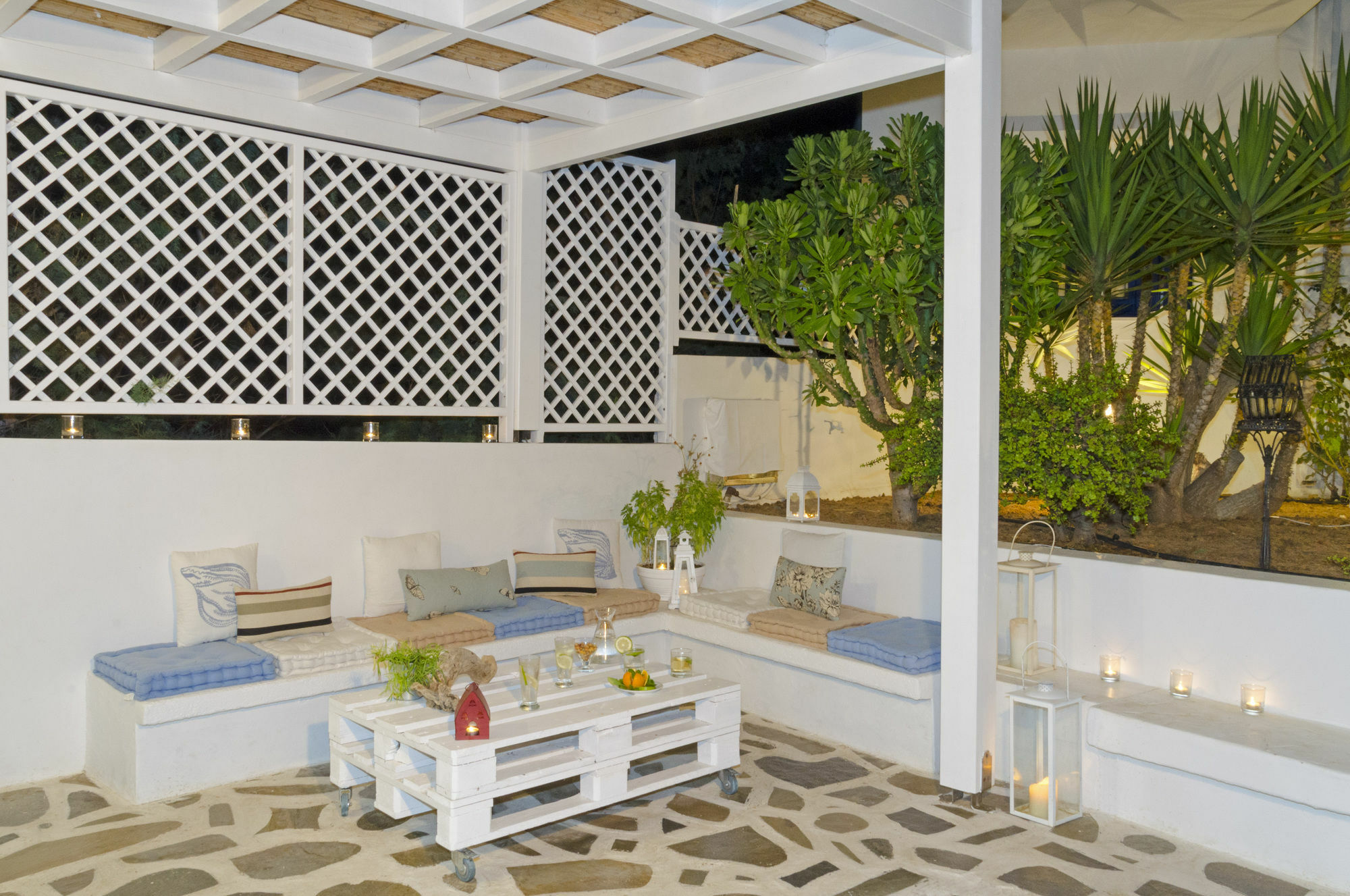 Mouras Studios Livadi  Exterior photo